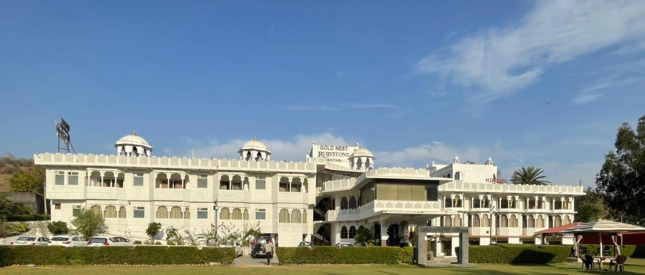 Gold Nest Rubystone Heritage Udaipur Exterior photo