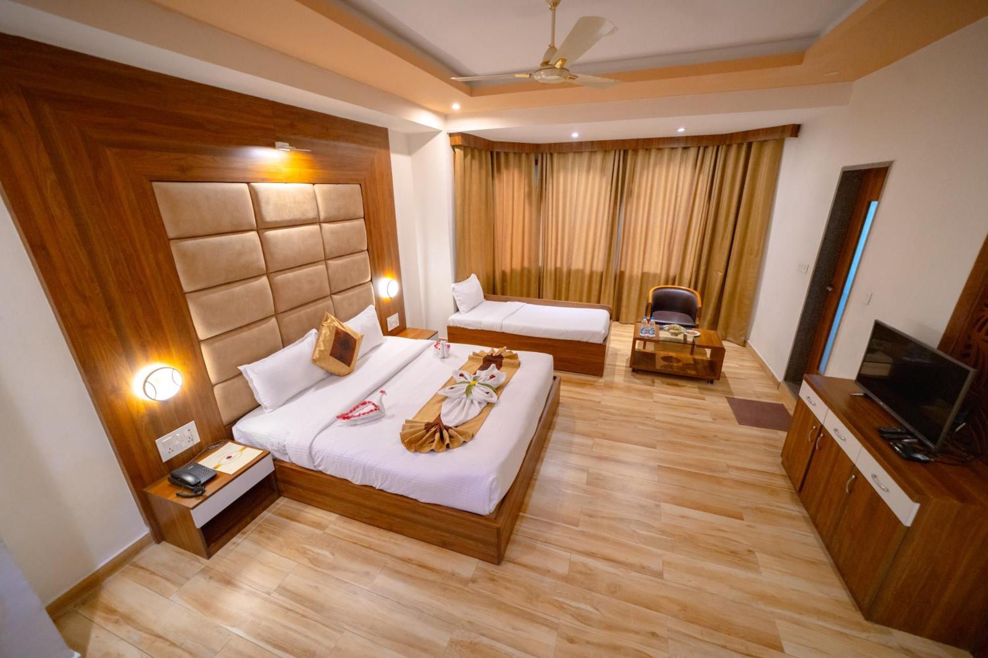 Gold Nest Rubystone Heritage Udaipur Exterior photo